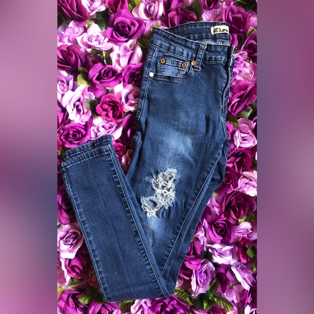 Ripped jeans